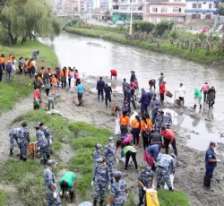 पाँच सय हप्ता वाग्मती सफाइमा २० हजार टन फोहर निकालियो ।