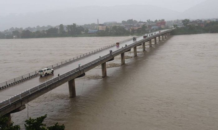 नारायणी नदी क्षेत्रमा अनाधिकृत रुपमा बनेका संरचना हटाउन महानगरको निर्देशन