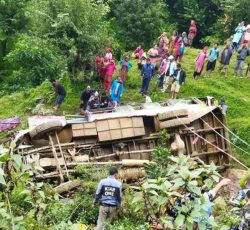 रोल्पामा यात्रुबाहक बस दुर्घटना, ४ जनाको मृत्यु