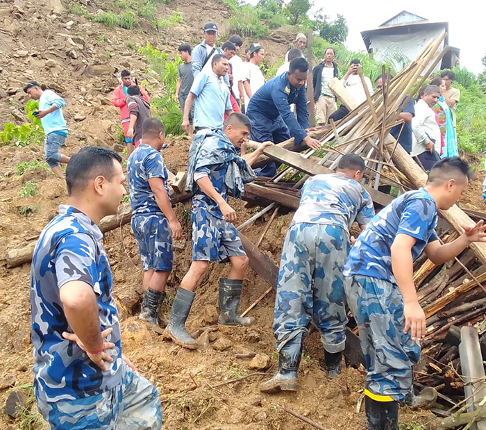 बाढी, पहिरो लगायतका विपद्‍मा परी हालसम्म १२५ जनाको मृत्यु